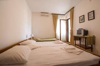 Гостевой дом Guesthouse Dapcevic Будва Стандартный двухместный номер с 1 кроватью-7